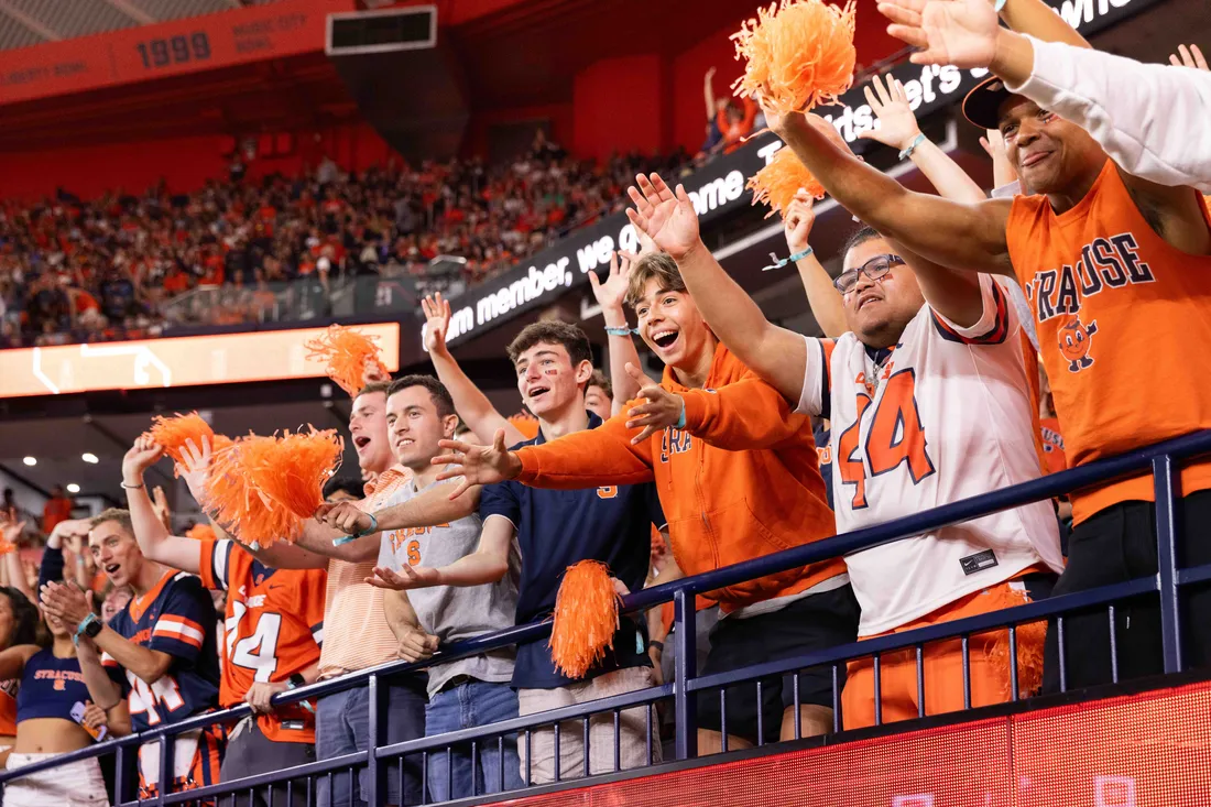 Students at Syracuse welcome event.