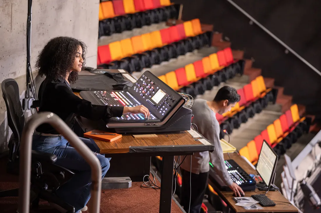 Honna Santos Lopez working at the Latin Theater Co.