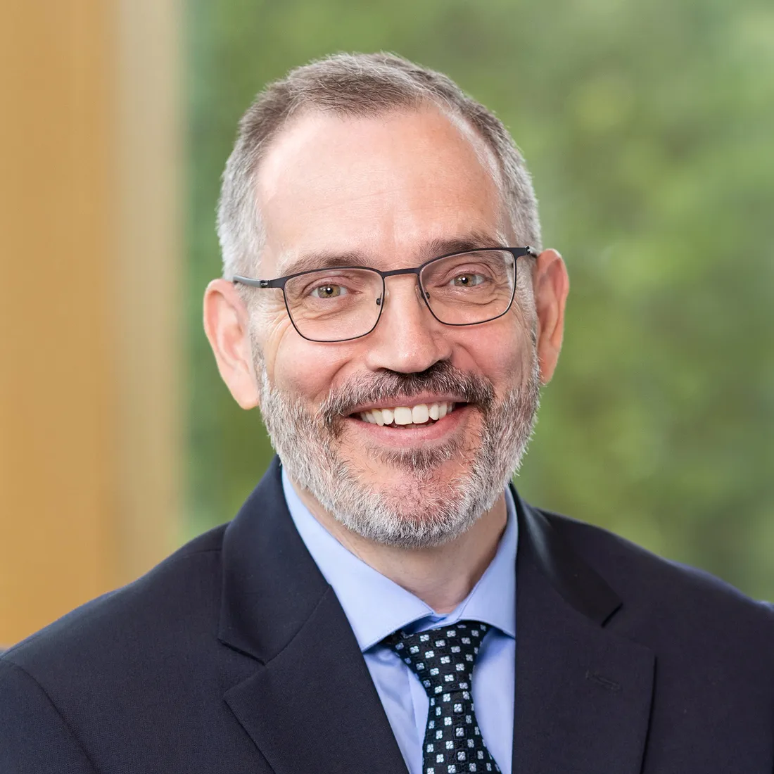 A headshot of Jerry Edmonds.